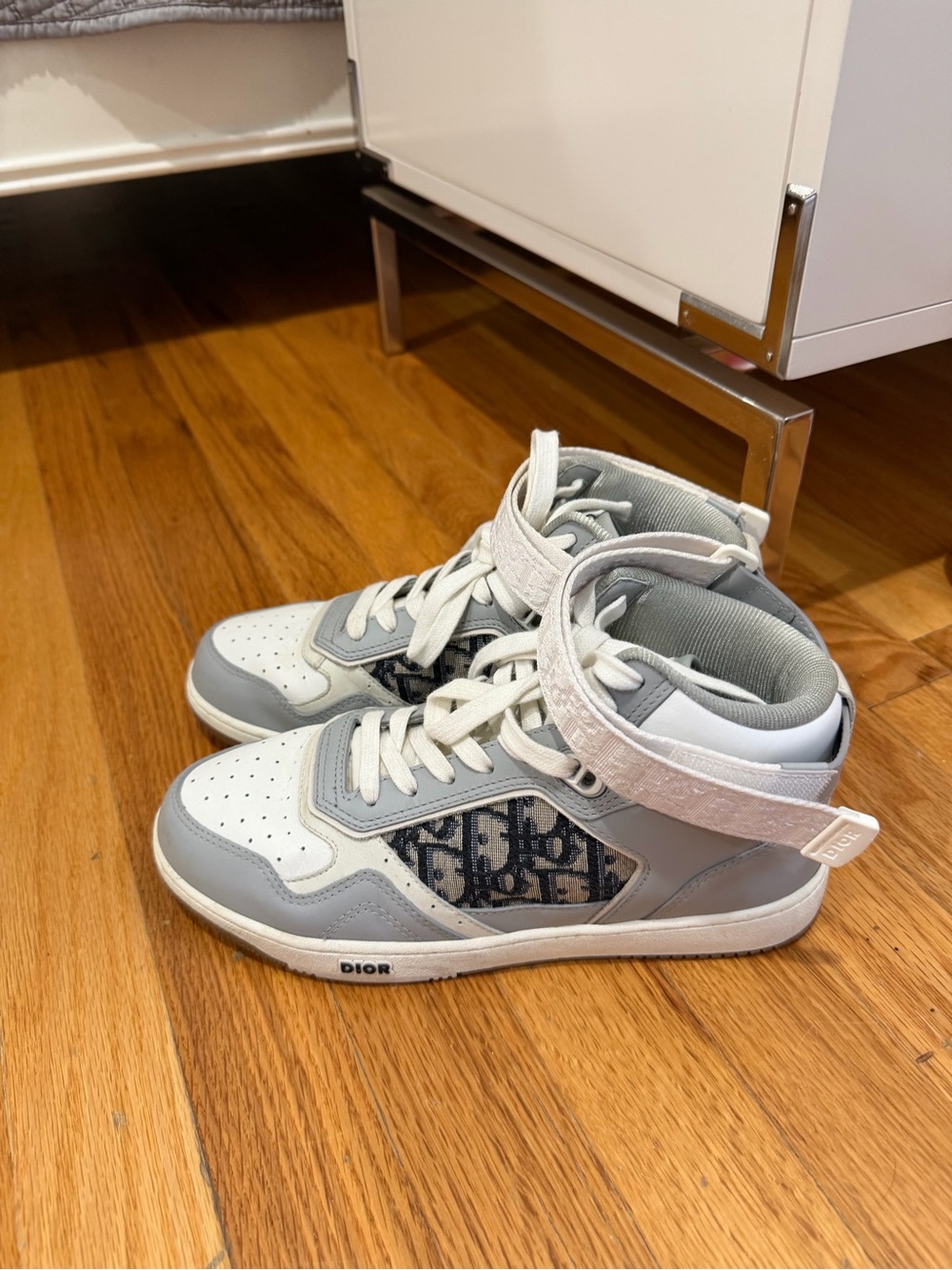 Dior Women’s High-Top Sneakers in White and Light Gray